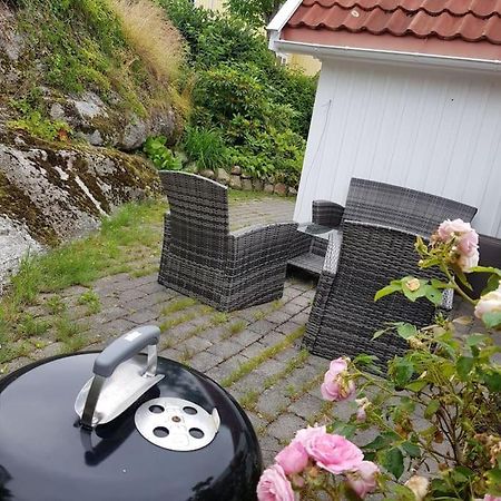 Apartamento Lys Og Lettstelt Leilighet Med Utsikt Over Byen Sandefjord Exterior foto